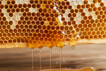 Load image into Gallery viewer, Raw Honeycomb